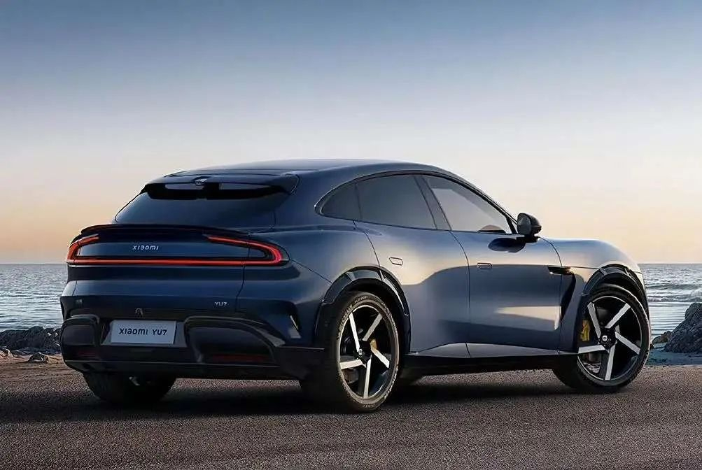 Xiaomi YU7 Set to Launch in 2025 as Tesla Model Y Rival: Premium Electric SUV Starts at ¥300,000